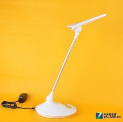 科技與美學(xué)的交融 歐司朗光溢LED臺燈評測
